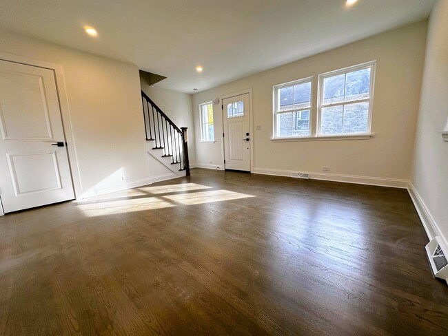 1415 Grey Ave, Unit 1415 in Evanston, IL - Building Photo - Building Photo