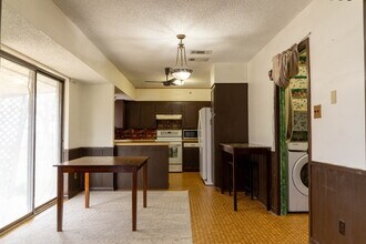 817 N 23rd St in Copperas Cove, TX - Building Photo - Building Photo