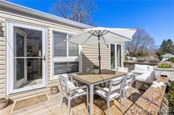 95 Springville Rd in Hampton Bays, NY - Building Photo - Building Photo