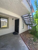 6727 W Charleston Blvd in Las Vegas, NV - Building Photo