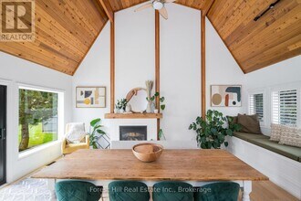 144 Brooker Blvd in Blue Mountains, ON - Building Photo - Building Photo