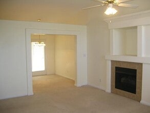 2905 Sandersville Rd in Lexington, KY - Building Photo - Building Photo