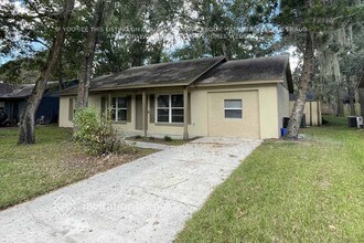 320 San Lanta Cir in Sanford, FL - Foto de edificio - Building Photo