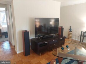 10208 ROCKVILLE in North Bethesda, MD - Building Photo - Building Photo