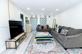 905 Southridge Rd in Delray Beach, FL - Building Photo - Building Photo
