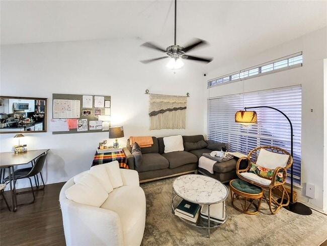 property at 1015 E Yager Ln