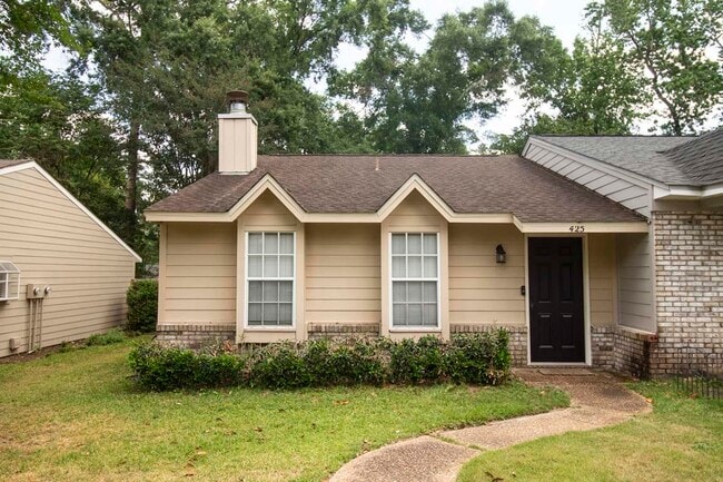 property at 425 High Point Ln