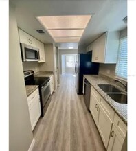 2421 E Jackson St in Orlando, FL - Building Photo - Building Photo