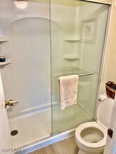 4250 Jack Frost Ct in Naples, FL - Foto de edificio - Building Photo