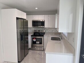 21230 SW 119th Ave in Miami, FL - Building Photo - Building Photo