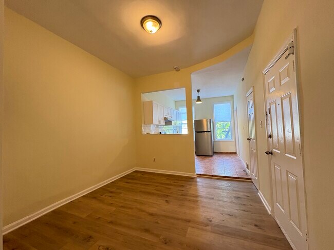 614 Bramhall Ave, Unit 2 in Jersey City, NJ - Building Photo - Building Photo