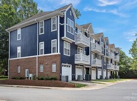 1533 Walnut View Dr, Unit 1533 in Charlotte, NC - Building Photo