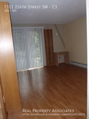 7311 224th St SW in Edmonds, WA - Building Photo - Building Photo