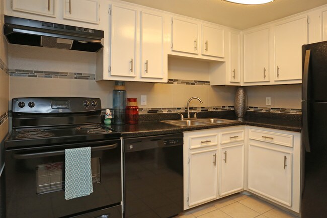 Arcata Townhomes photo'