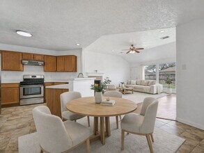 2118 Westminister Rd in Pearland, TX - Building Photo - Building Photo