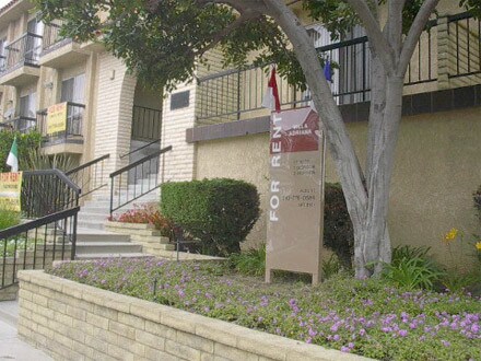 4015 137th St-Unit -231 in Hawthorne, CA - Building Photo - Building Photo