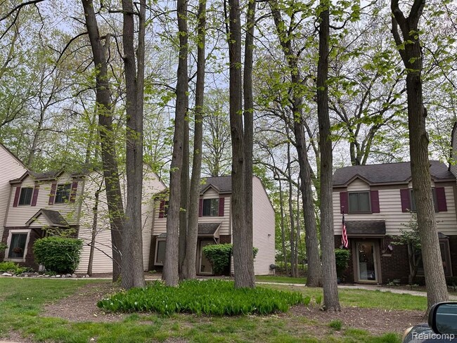 property at 1522 Streamwood Ct