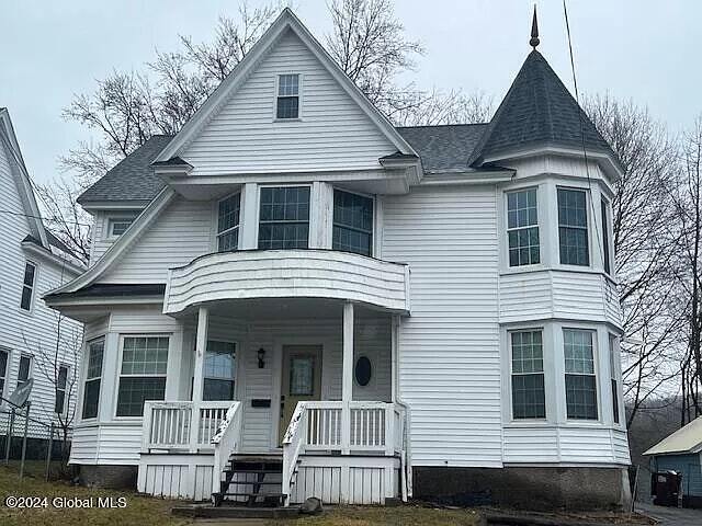 10 Highland Terrace in Gloversville, NY - Building Photo