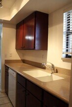 1276 Ridge Meadow Ln in Cottonwood Heights, UT - Building Photo - Building Photo