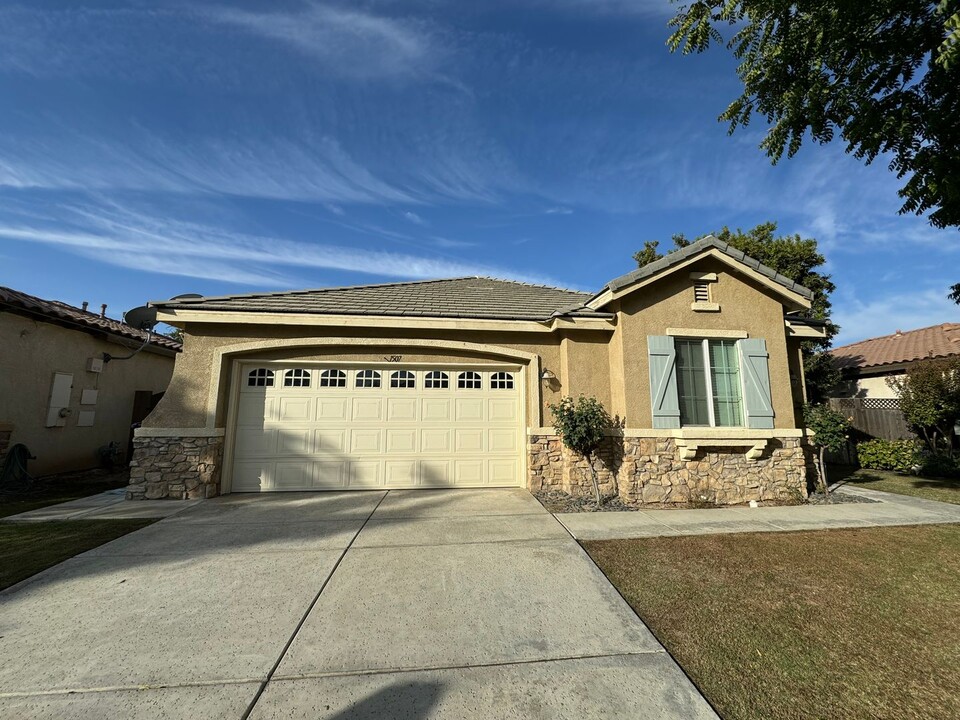 11507 Braemar Ln in Bakersfield, CA - Building Photo