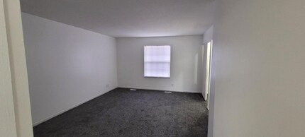 5513 Glenridge Dr in Toledo, OH - Foto de edificio - Building Photo