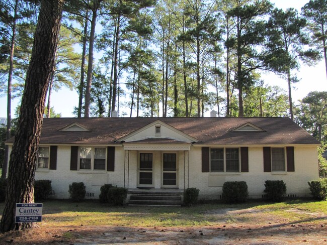 property at 1424 McArthur Ave