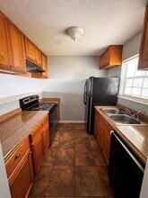 2302 S Maki Rd in Plant City, FL - Building Photo - Building Photo