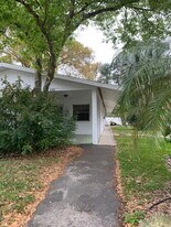 6770 49th Ave N in St. Petersburg, FL - Building Photo