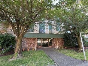 45744-45744 Spadina Ave in Chilliwack, BC - Building Photo - Building Photo