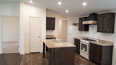 1290 San Miguel St in Norwood, CO - Building Photo - Building Photo