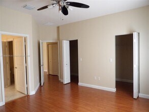3075 NW 126th Ave in Sunrise, FL - Building Photo - Building Photo