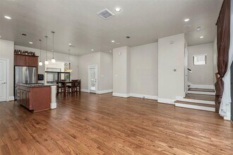 802 Paige St in Houston, TX - Building Photo - Building Photo