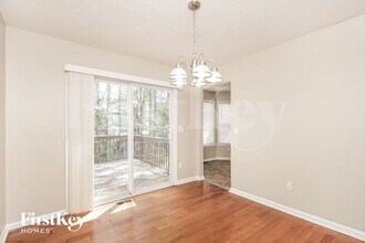 5714 Newnan Cir in Austell, GA - Building Photo - Building Photo