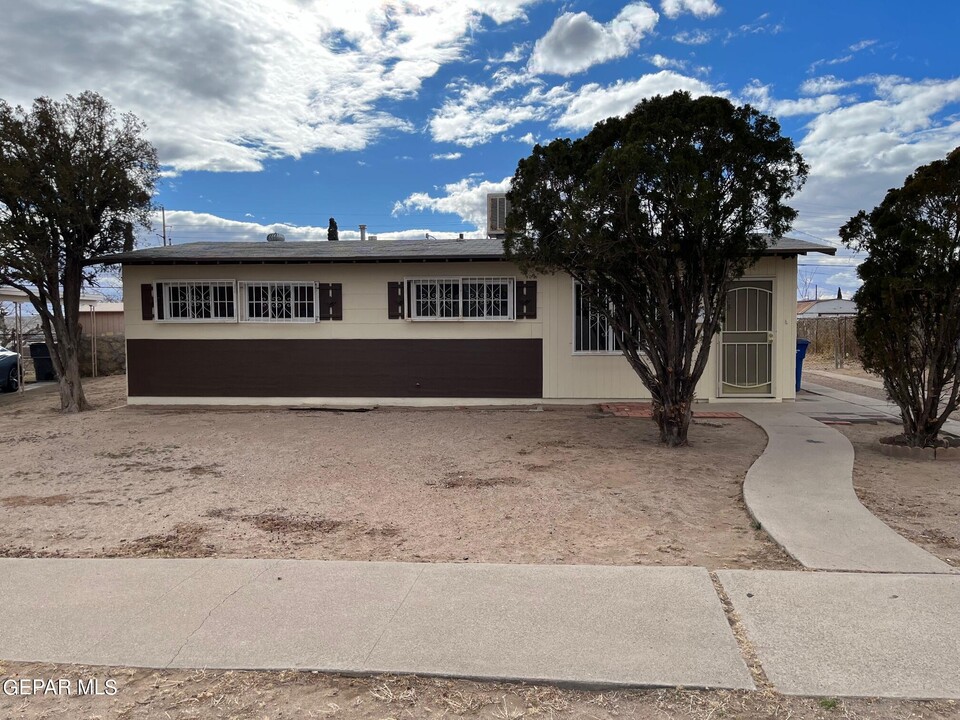 6212 Tejas Dr in El Paso, TX - Building Photo