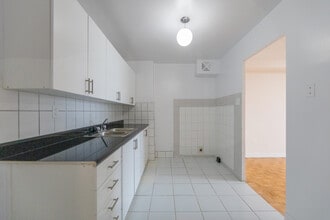 Humber Property Management (2667 & 2677) in Toronto, ON - Building Photo - Building Photo