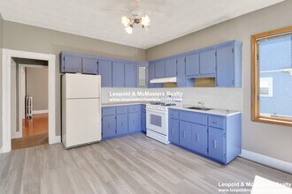 288 Pleasant St, Unit 1 in Winthrop, MA - Foto de edificio - Building Photo