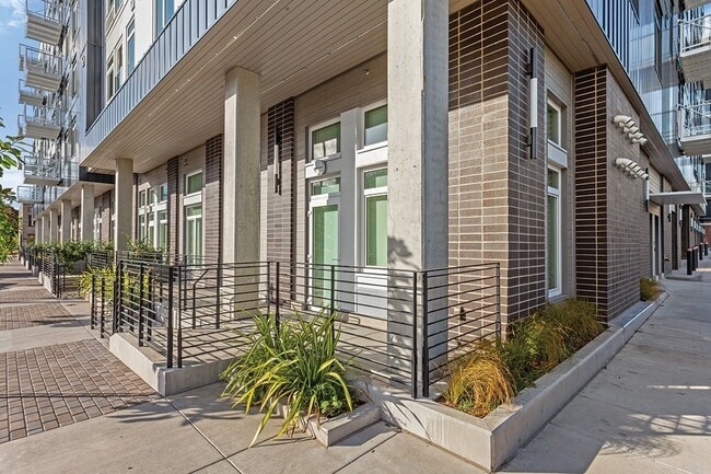 Adera in Vancouver, WA - Building Photo - Building Photo