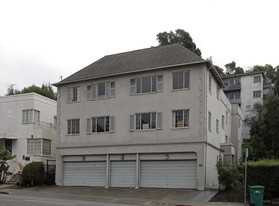 2400 Park Blvd in Oakland, CA - Building Photo