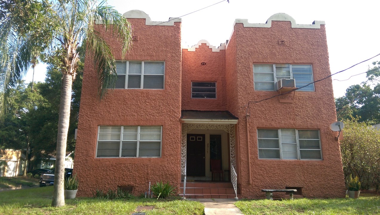 2917 W San Isidro St in Tampa, FL - Building Photo