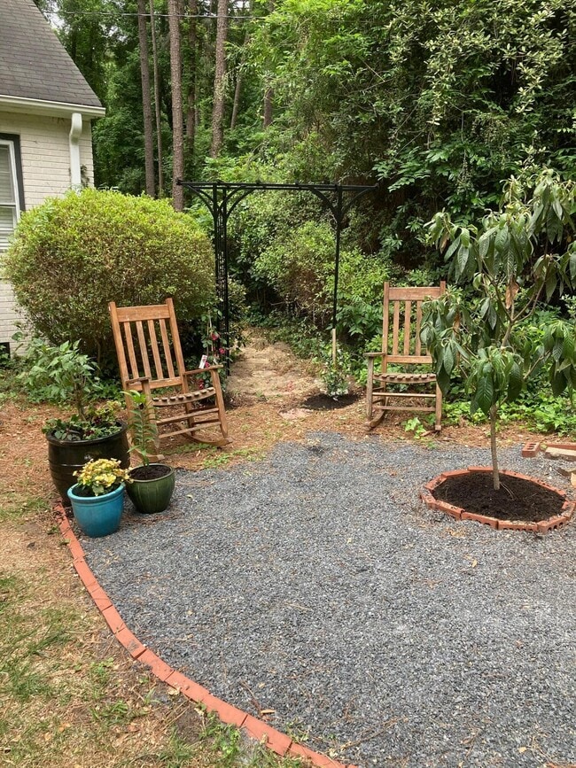 325 Midland Rd in Southern Pines, NC - Building Photo - Building Photo
