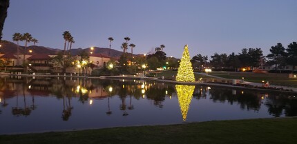 9 Brisa del Lago in Rancho Santa Margarita, CA - Foto de edificio - Building Photo