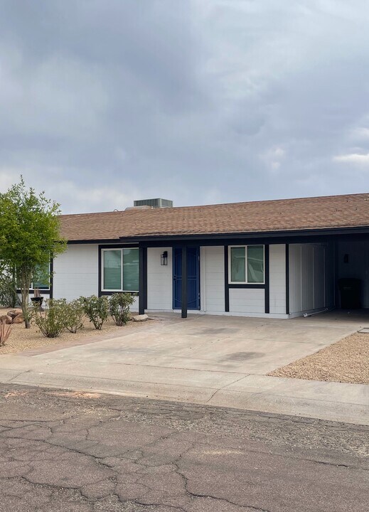 2731 East Michigan Ave in Phoenix, AZ - Building Photo