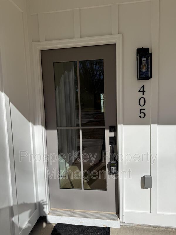 405 E Chappell St in Griffin, GA - Building Photo - Building Photo