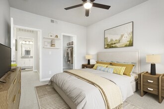 Alicante Apartment Homes in Aliso Viejo, CA - Building Photo - Building Photo