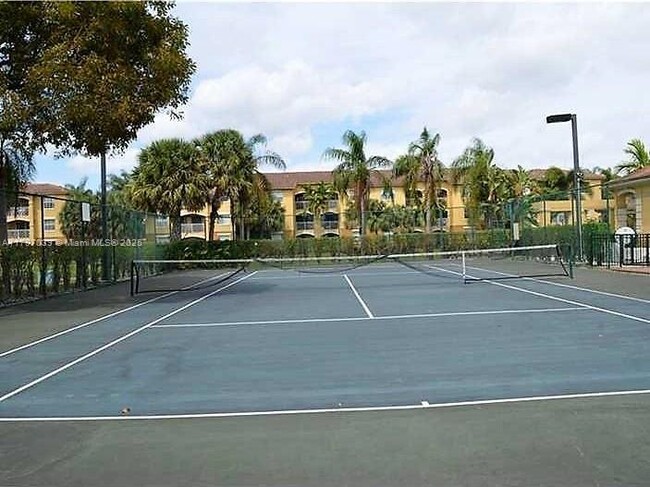 155 NW 96th Ter, Unit 203 in Pembroke Pines, FL - Building Photo - Building Photo