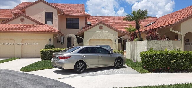 8328 Waterline Dr in Boynton Beach, FL - Building Photo - Building Photo