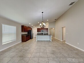 9701 Sage Creek Dr in Ruskin, FL - Building Photo - Building Photo