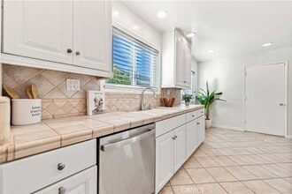 5402 Anthony Ave in Garden Grove, CA - Building Photo - Building Photo