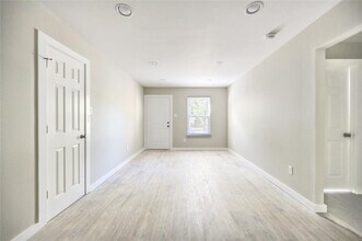 2623 Canfield St-Unit -3 in Houston, TX - Building Photo - Building Photo