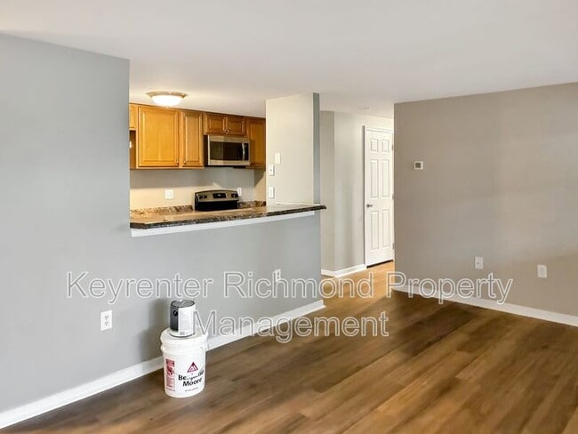 9373 Man-O-War Ct in Glen Allen, VA - Building Photo - Building Photo